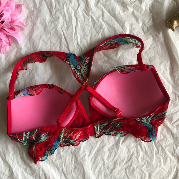 NWT Victoria’s Secret Pink Push-Up Bra 💄 - Picture 5 of 8